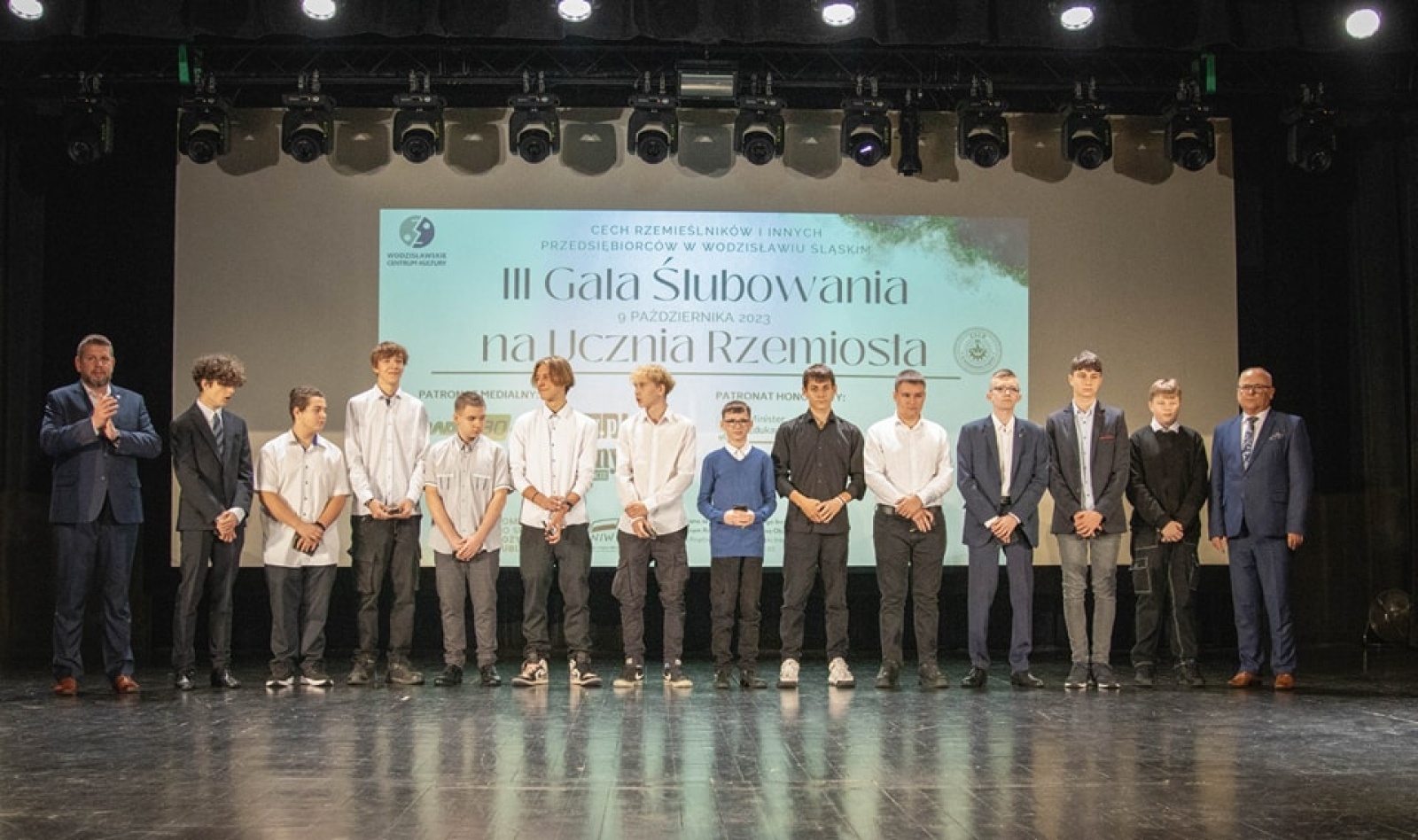 Zdjęcie w galerii na portalu naszwodzislaw.com: Za nami III Gala Ślubowania na Ucznia Rzemiosła [FOTO] wiadomości z regionu