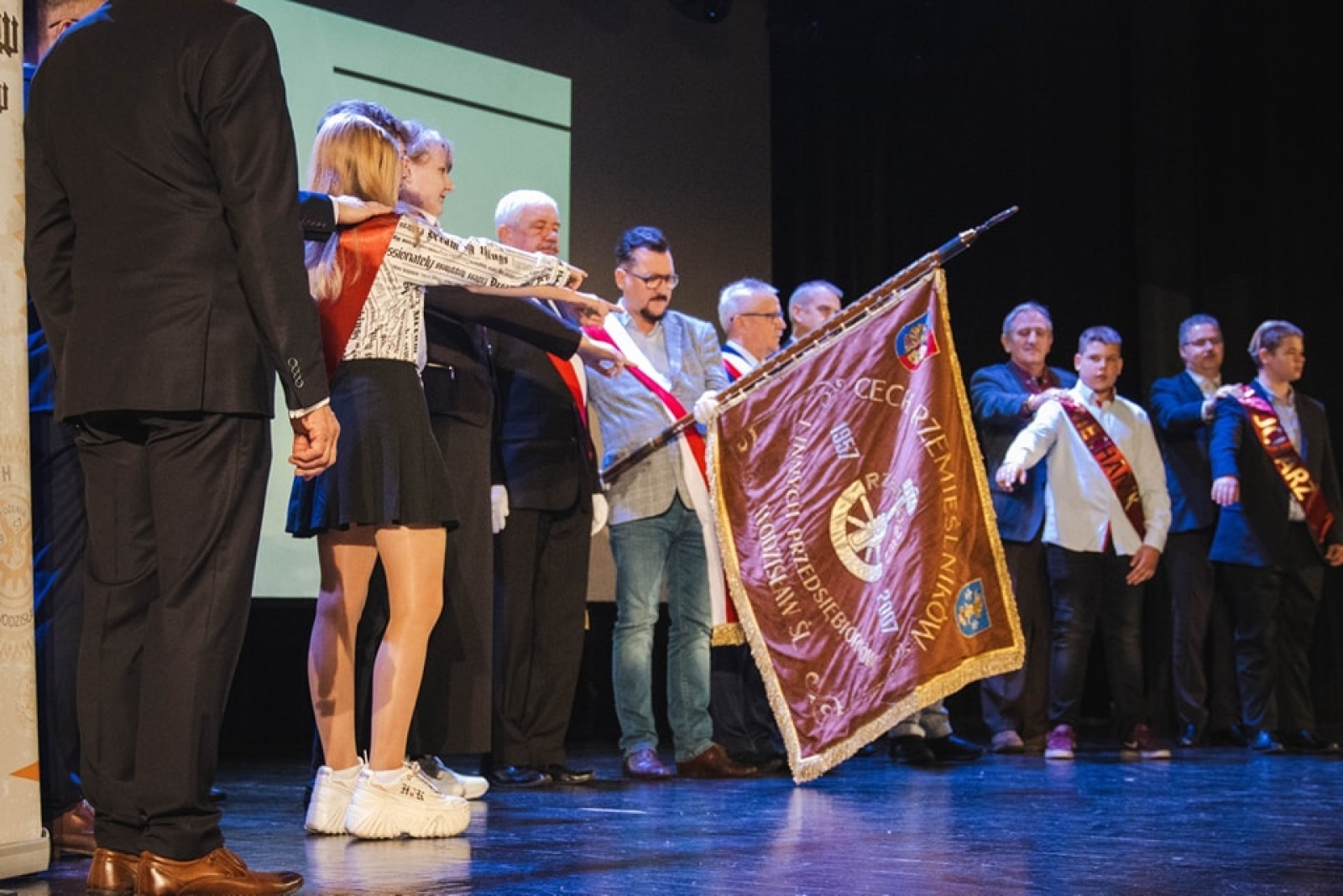 Zdjęcie w galerii na portalu naszwodzislaw.com: Za nami III Gala Ślubowania na Ucznia Rzemiosła [FOTO] wiadomości z regionu