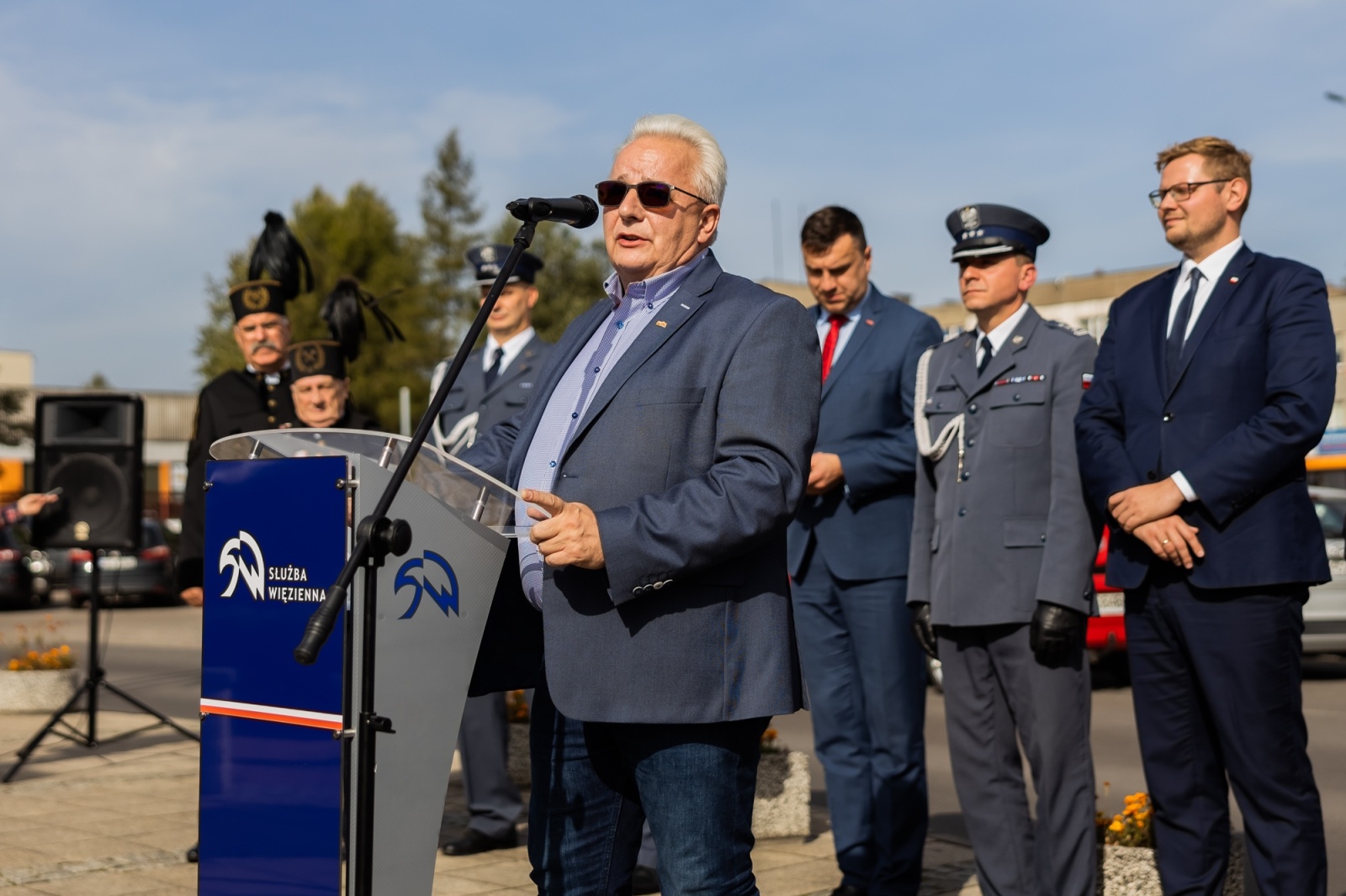 Zdjęcie w galerii na portalu naszwodzislaw.com: Przy jastrzębskim więzieniu powstanie tablica pamięci o internowanych. Podpisano porozumienie wiadomości z regionu