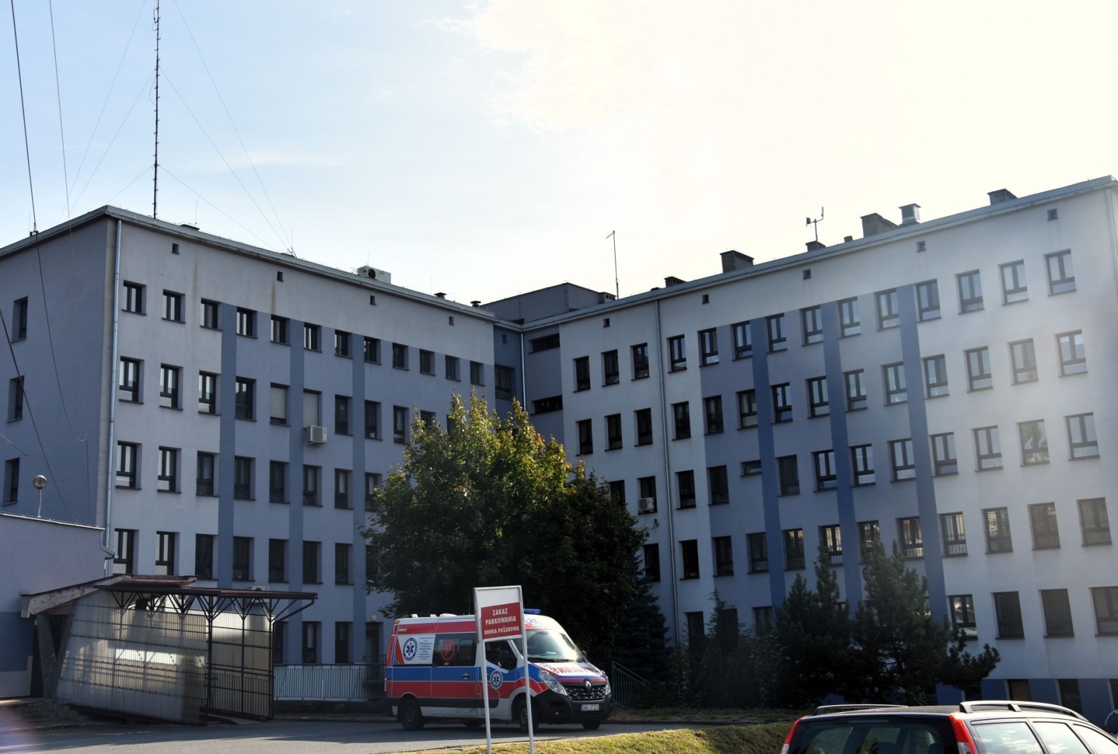 Zdjęcie w galerii na portalu naszwodzislaw.com: Trzy nowe karetki dla wodzisławskiego szpitala wiadomości z regionu