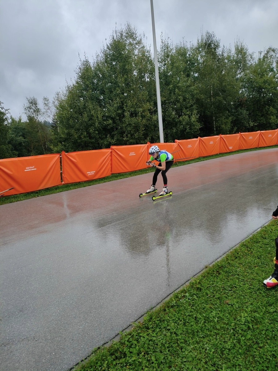 Zdjęcie w galerii na portalu naszwodzislaw.com: Dobre starty KS Ski Team w Dzianiszu i Klikuszowej wiadomości z regionu