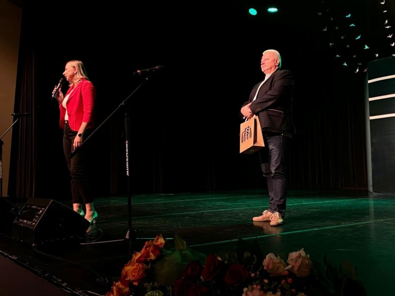 Zdjęcie w galerii na portalu naszwodzislaw.com: Rydułtowscy nauczyciele i pracownicy oświaty świętowali Dzień Edukacji Narodowej [FOTO] wiadomości z regionu