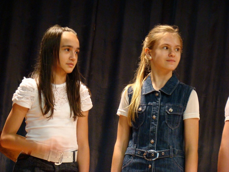 Zdjęcie w galerii na portalu naszwodzislaw.com: Starosta wręczył zwycięzcom dyplomy wiadomości z regionu