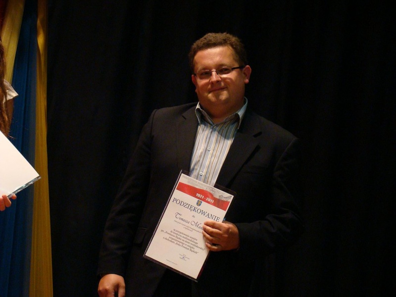 Zdjęcie w galerii na portalu naszwodzislaw.com: Starosta wręczył zwycięzcom dyplomy wiadomości z regionu
