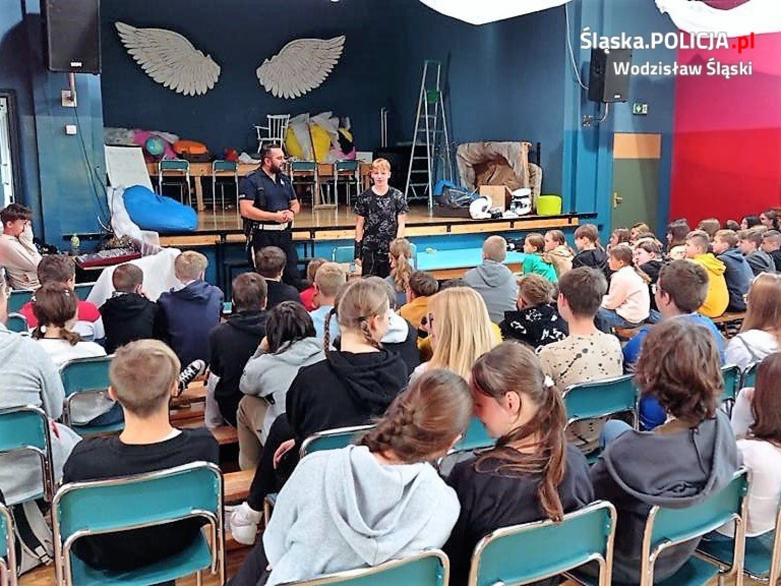 Zdjęcie w galerii na portalu naszwodzislaw.com: O bezpieczeństwie na drodze w szkole w Syryni wiadomości z regionu