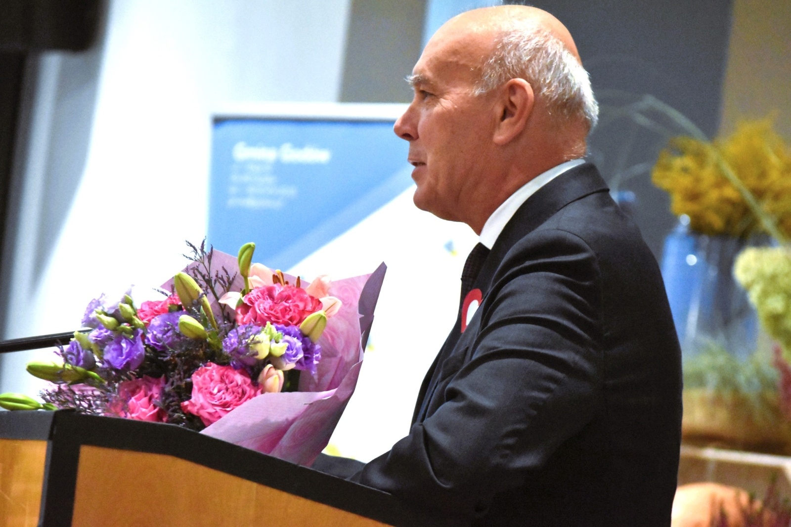 Zdjęcie w galerii na portalu naszwodzislaw.com: DEN w Gminie Godów. Wójt życzył nauczycielom spełnienia obietnic [FOTO] wiadomości z regionu