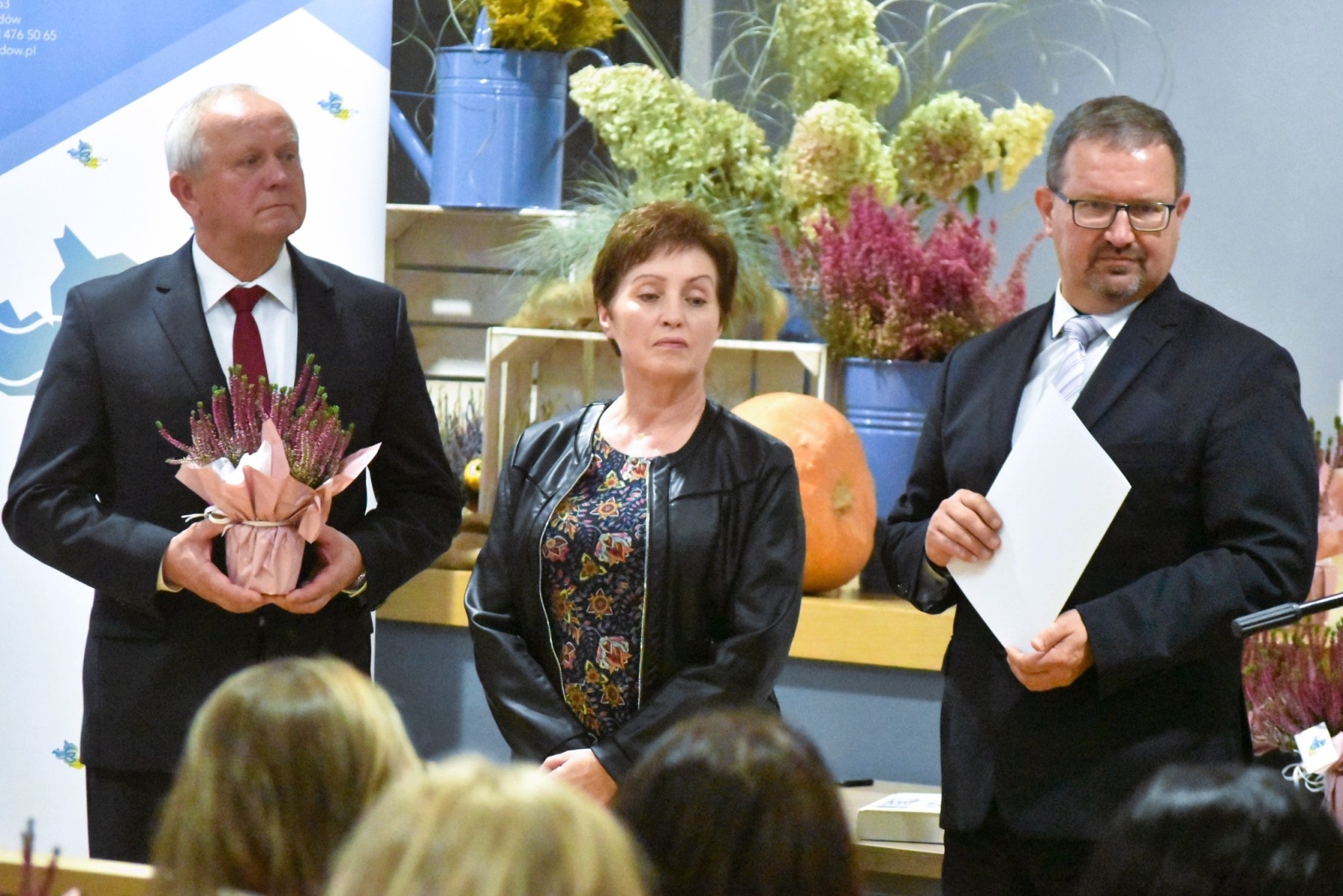 Zdjęcie w galerii na portalu naszwodzislaw.com: DEN w Gminie Godów. Wójt życzył nauczycielom spełnienia obietnic [FOTO] wiadomości z regionu