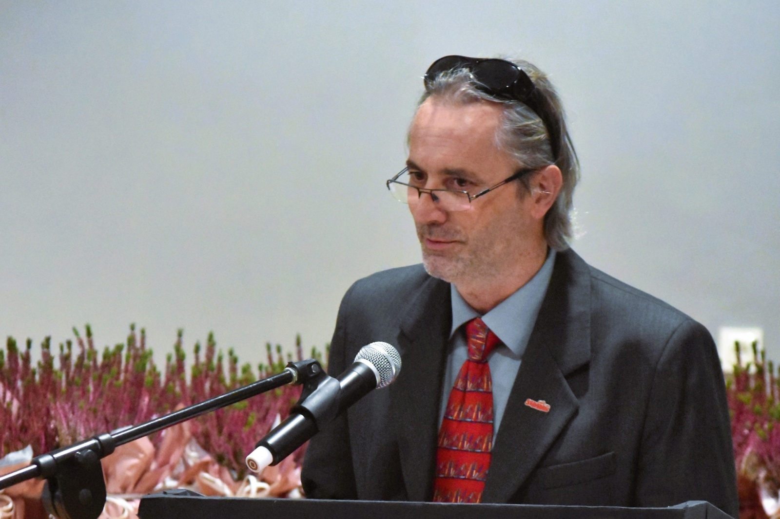 Zdjęcie w galerii na portalu naszwodzislaw.com: DEN w Gminie Godów. Wójt życzył nauczycielom spełnienia obietnic [FOTO] wiadomości z regionu