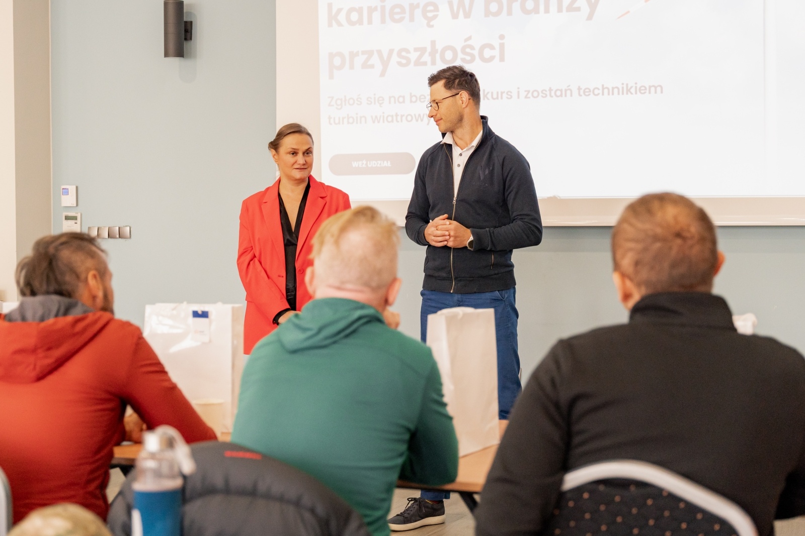 Zdjęcie w galerii na portalu naszwodzislaw.com: Wiatr - kopalnia możliwości. Zakończył się pierwszy etap rekrutacji do programu wiadomości z regionu