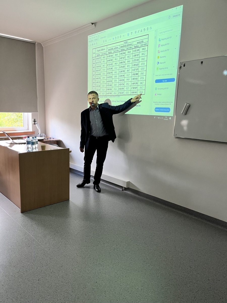 Zdjęcie w galerii na portalu naszwodzislaw.com: Razem bezpieczniej – akcja Instytutu Studiów Społecznych wiadomości z regionu