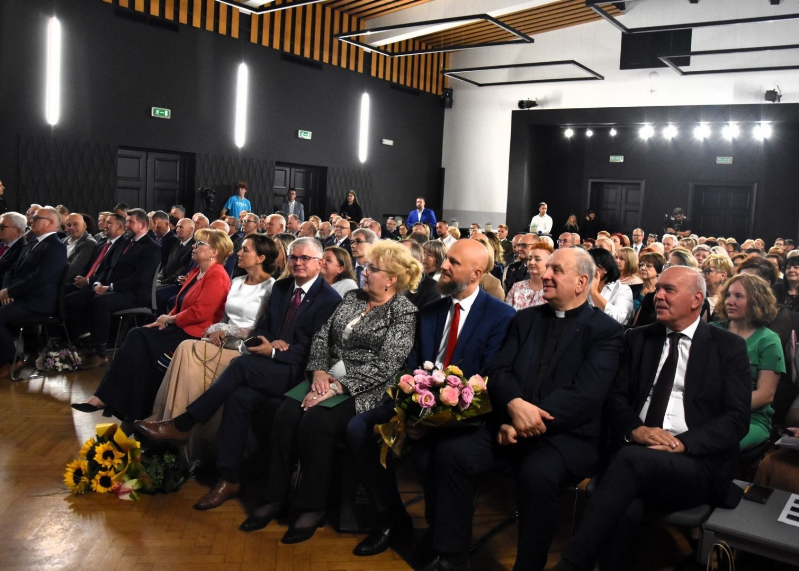 Zdjęcie w galerii na portalu naszwodzislaw.com: Powiatowa oświata ma już 25 lat! [FOTO] wiadomości z regionu