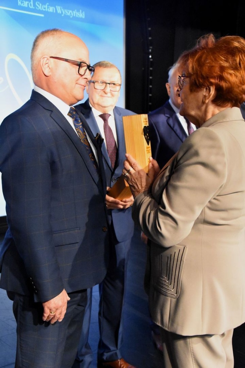 Zdjęcie w galerii na portalu naszwodzislaw.com: Powiatowa oświata ma już 25 lat! [FOTO] wiadomości z regionu