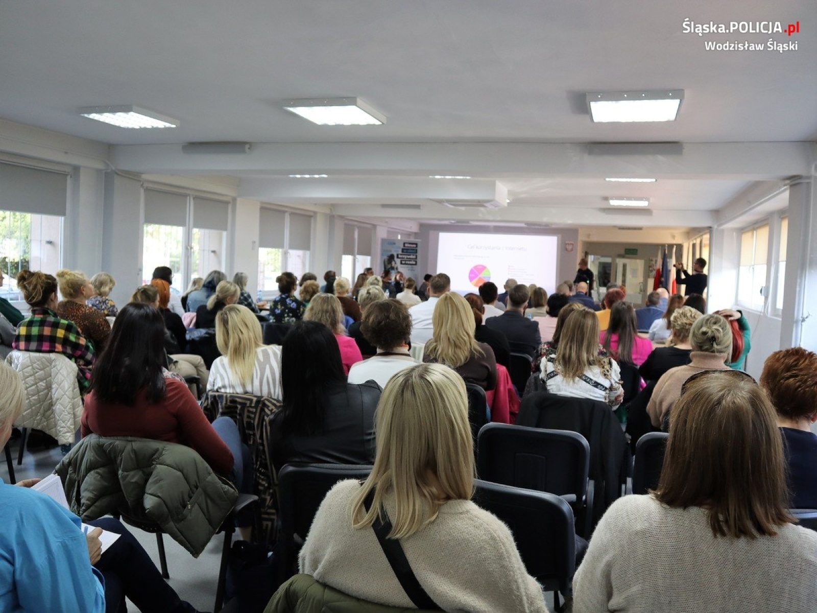 Zdjęcie w galerii na portalu naszwodzislaw.com: Bezpieczeństwo w cyberprzestrzeni. Debata społeczna za nami wiadomości z regionu