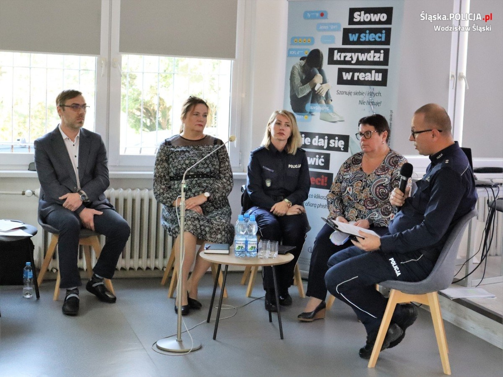 Zdjęcie w galerii na portalu naszwodzislaw.com: Bezpieczeństwo w cyberprzestrzeni. Debata społeczna za nami wiadomości z regionu