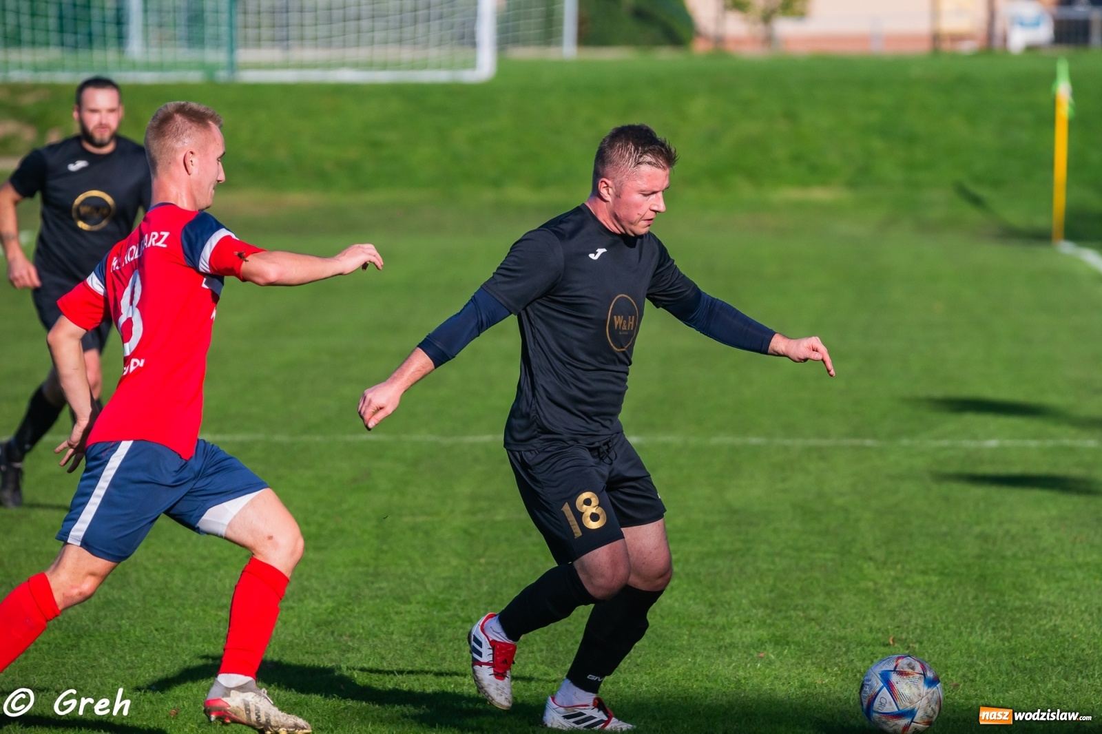 Zdjęcie w galerii na portalu naszwodzislaw.com: Wyrównany bój Kolejarza i Rozwoju zakończony podziałem punktów [FOTO] wiadomości z regionu