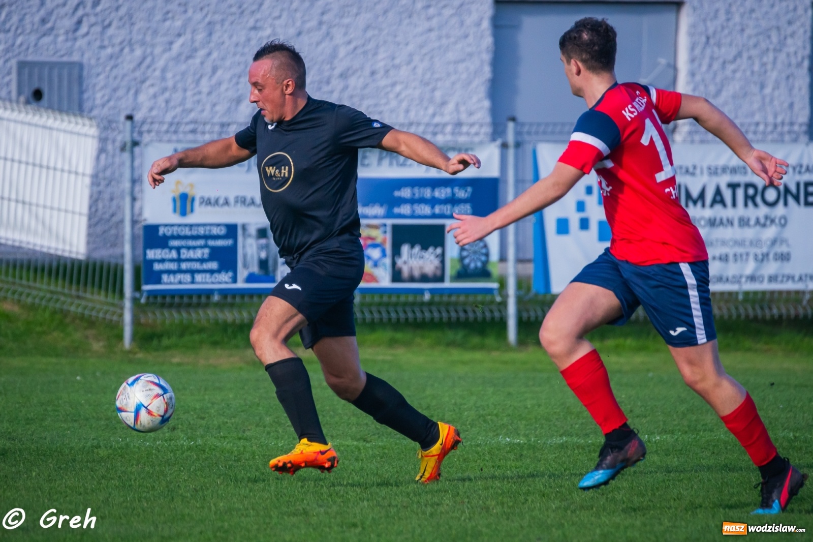 Zdjęcie w galerii na portalu naszwodzislaw.com: Wyrównany bój Kolejarza i Rozwoju zakończony podziałem punktów [FOTO] wiadomości z regionu