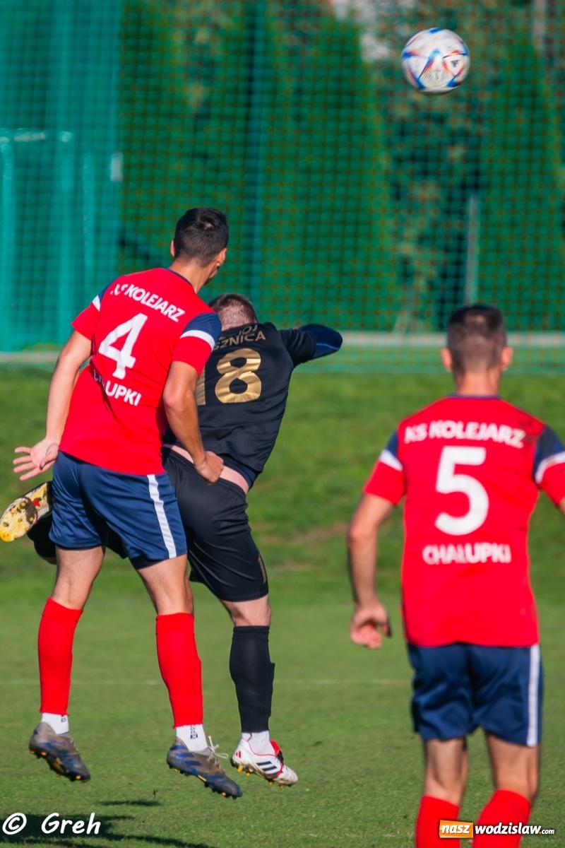 Zdjęcie w galerii na portalu naszwodzislaw.com: Wyrównany bój Kolejarza i Rozwoju zakończony podziałem punktów [FOTO] wiadomości z regionu
