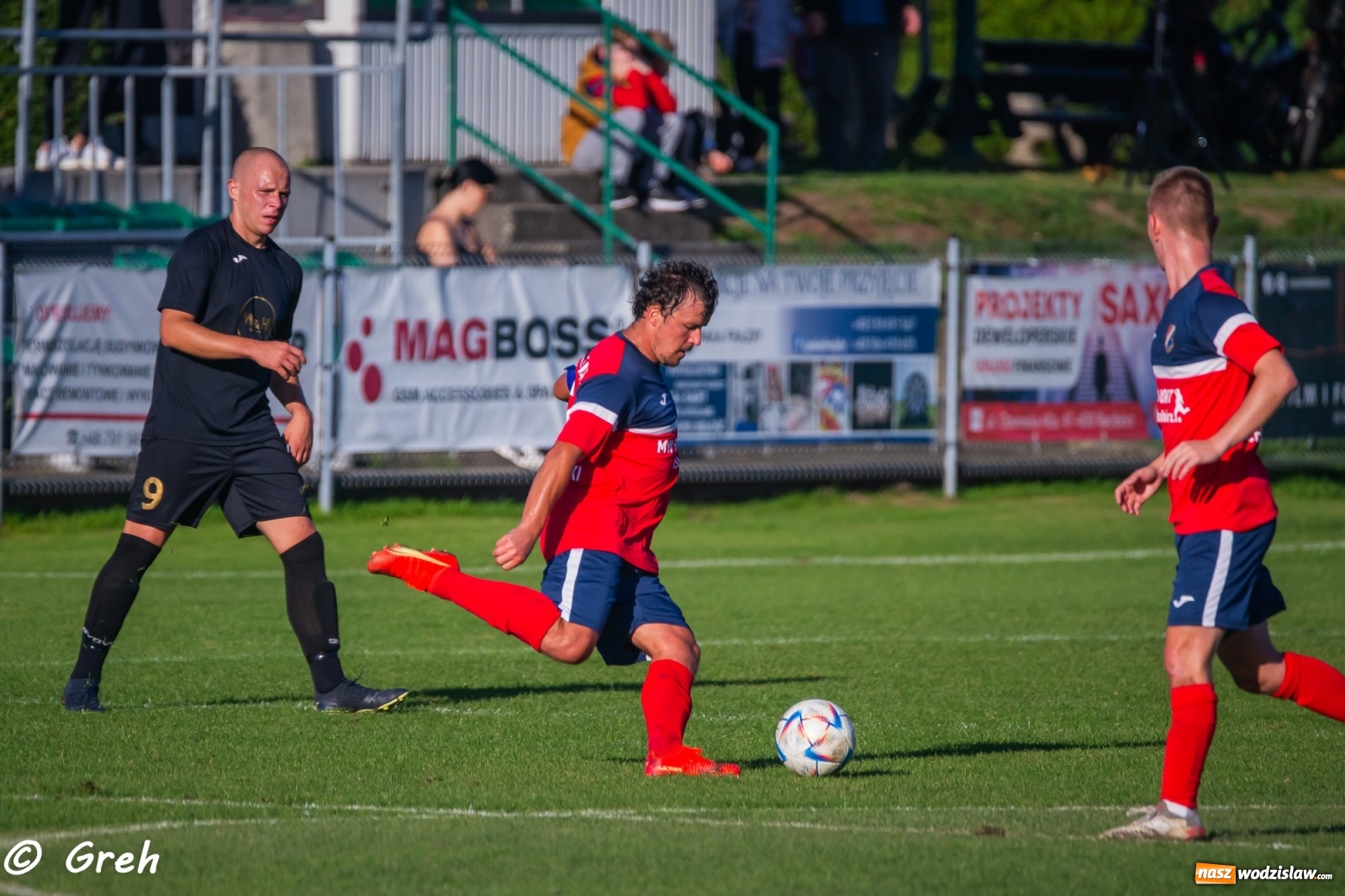 Zdjęcie w galerii na portalu naszwodzislaw.com: Wyrównany bój Kolejarza i Rozwoju zakończony podziałem punktów [FOTO] wiadomości z regionu