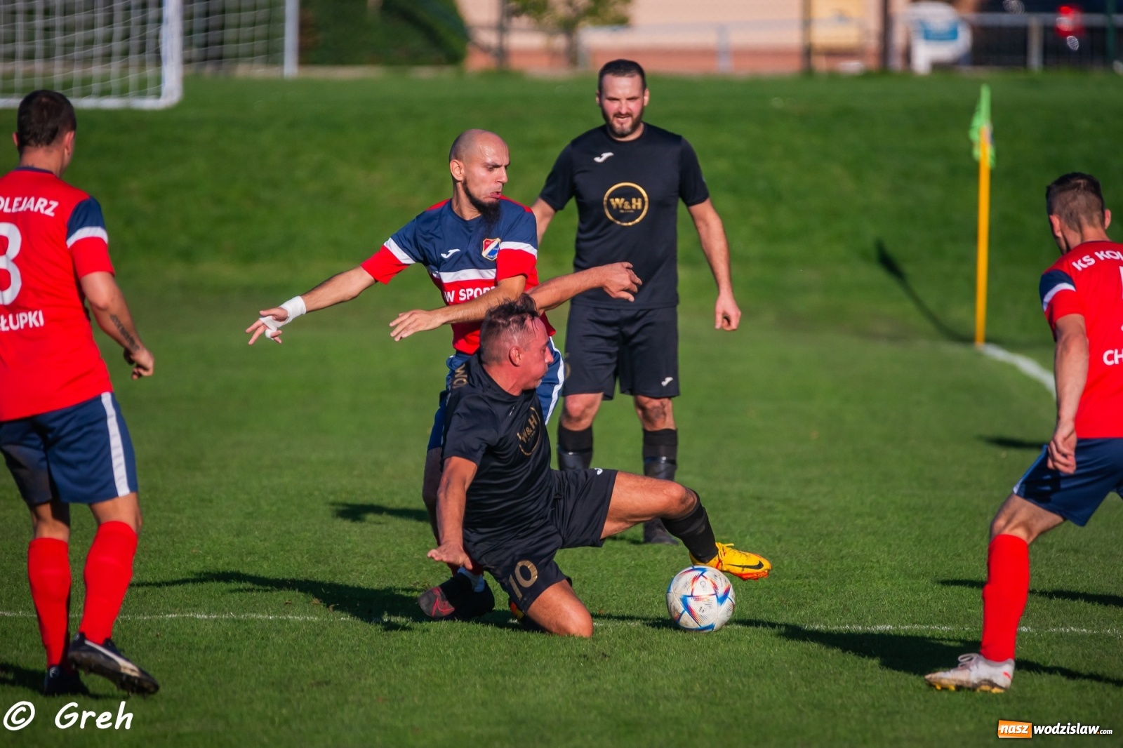 Zdjęcie w galerii na portalu naszwodzislaw.com: Wyrównany bój Kolejarza i Rozwoju zakończony podziałem punktów [FOTO] wiadomości z regionu