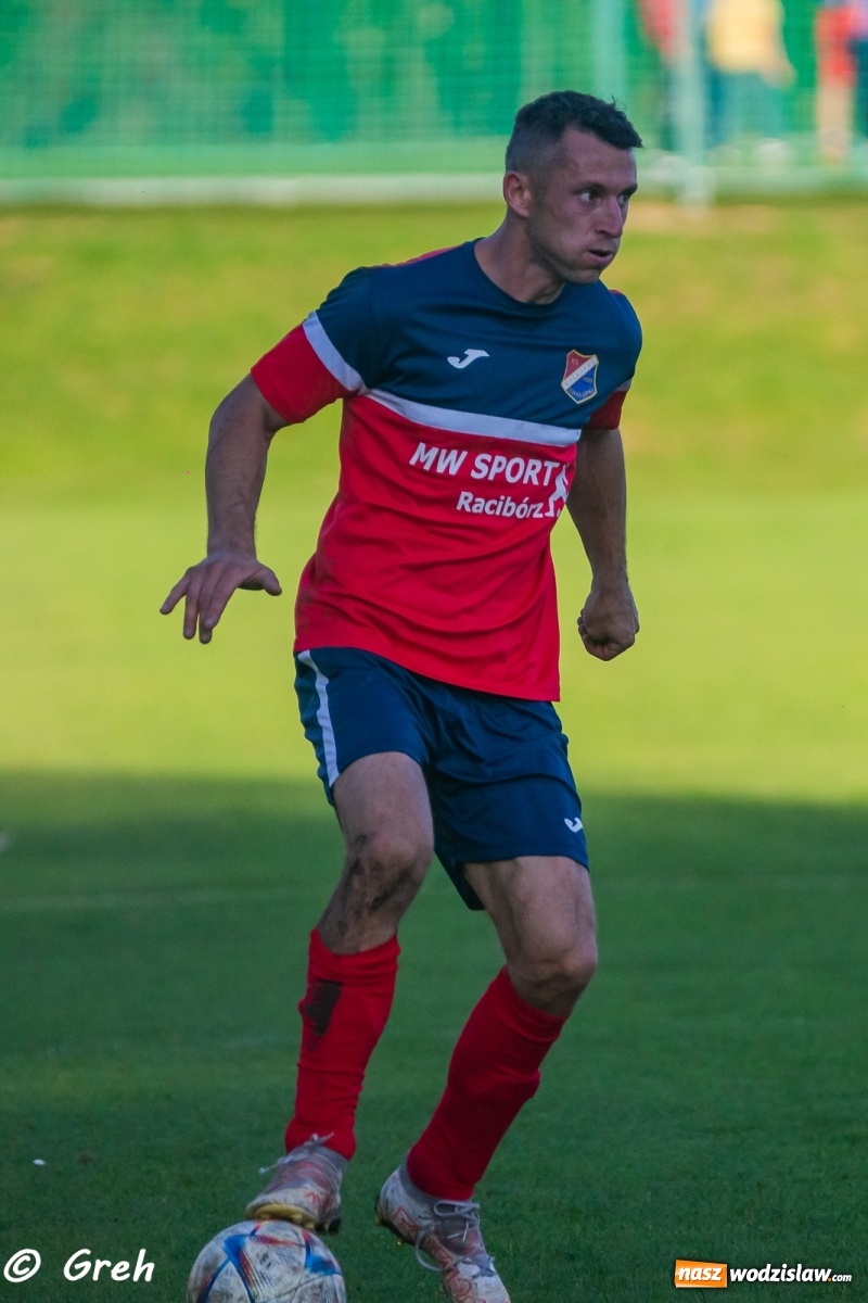 Zdjęcie w galerii na portalu naszwodzislaw.com: Wyrównany bój Kolejarza i Rozwoju zakończony podziałem punktów [FOTO] wiadomości z regionu