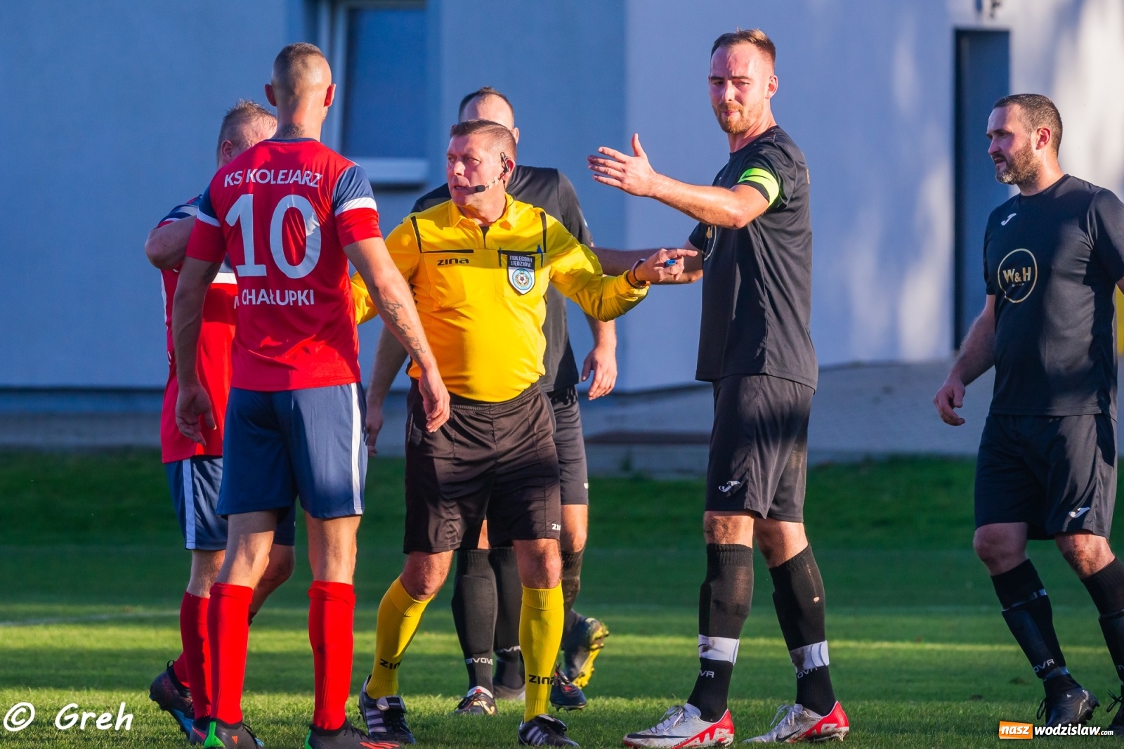 Zdjęcie w galerii na portalu naszwodzislaw.com: Wyrównany bój Kolejarza i Rozwoju zakończony podziałem punktów [FOTO] wiadomości z regionu