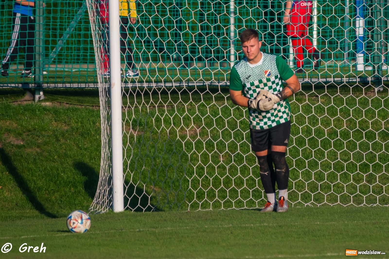 Zdjęcie w galerii na portalu naszwodzislaw.com: Wyrównany bój Kolejarza i Rozwoju zakończony podziałem punktów [FOTO] wiadomości z regionu