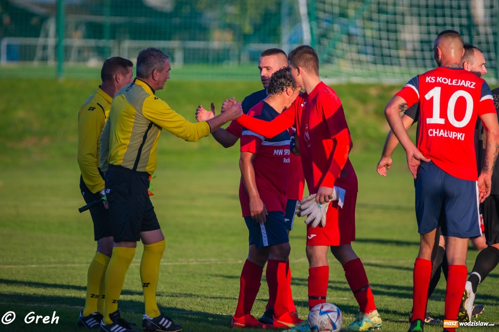 Zdjęcie w galerii na portalu naszwodzislaw.com: Wyrównany bój Kolejarza i Rozwoju zakończony podziałem punktów [FOTO] wiadomości z regionu
