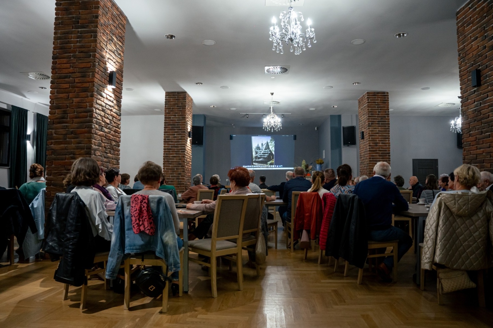 Zdjęcie w galerii na portalu naszwodzislaw.com: Wspólne ścieżki II. Gminy na królewskim szlaku. Promocja najnowszej publikacji za nami wiadomości z regionu