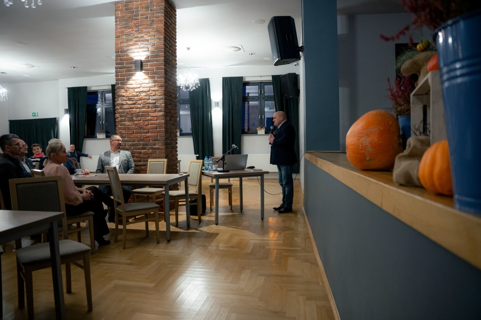 Zdjęcie w galerii na portalu naszwodzislaw.com: Wspólne ścieżki II. Gminy na królewskim szlaku. Promocja najnowszej publikacji za nami wiadomości z regionu