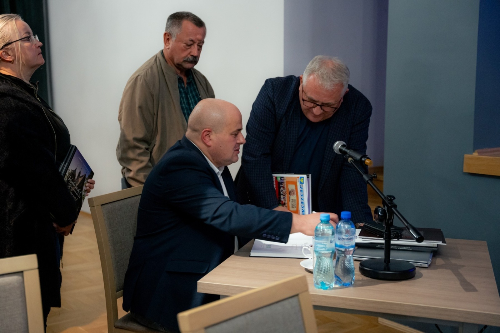 Zdjęcie w galerii na portalu naszwodzislaw.com: Wspólne ścieżki II. Gminy na królewskim szlaku. Promocja najnowszej publikacji za nami wiadomości z regionu