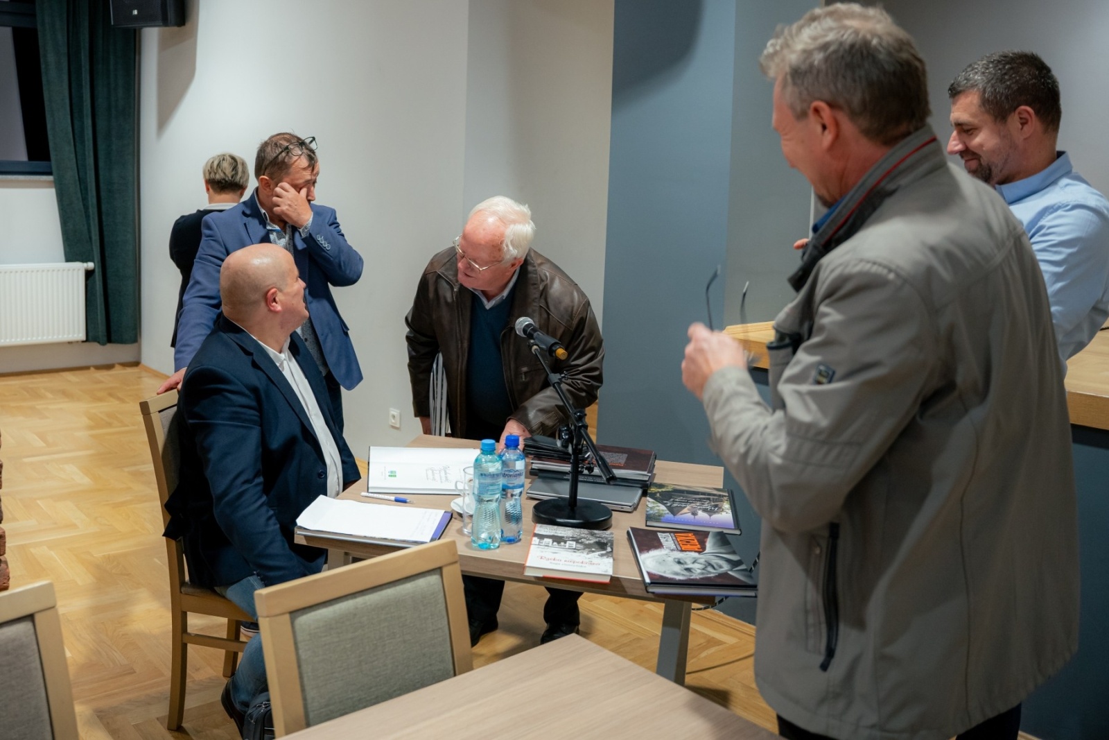 Zdjęcie w galerii na portalu naszwodzislaw.com: Wspólne ścieżki II. Gminy na królewskim szlaku. Promocja najnowszej publikacji za nami wiadomości z regionu