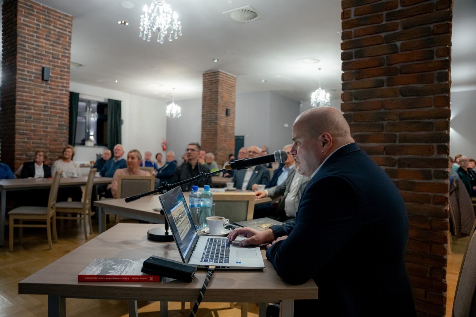 Zdjęcie w galerii na portalu naszwodzislaw.com: Wspólne ścieżki II. Gminy na królewskim szlaku. Promocja najnowszej publikacji za nami wiadomości z regionu