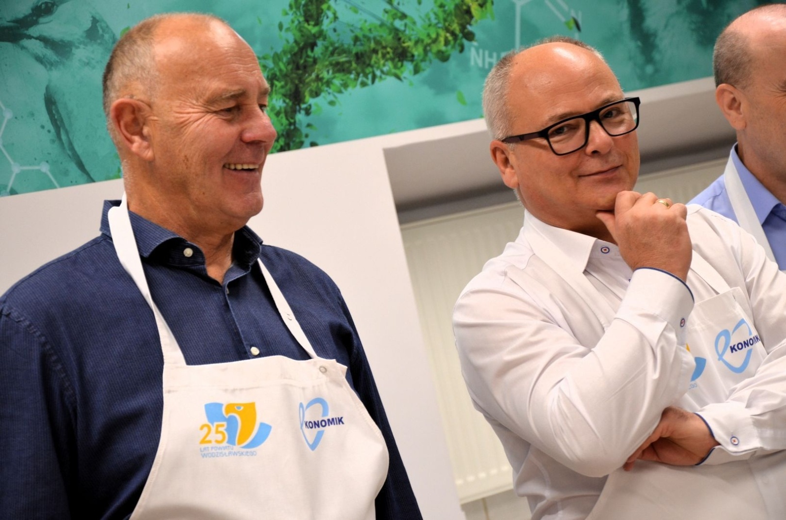 Zdjęcie w galerii na portalu naszwodzislaw.com: W Ekonomiku gotowali w międzynarodowym towarzystwie wiadomości z regionu