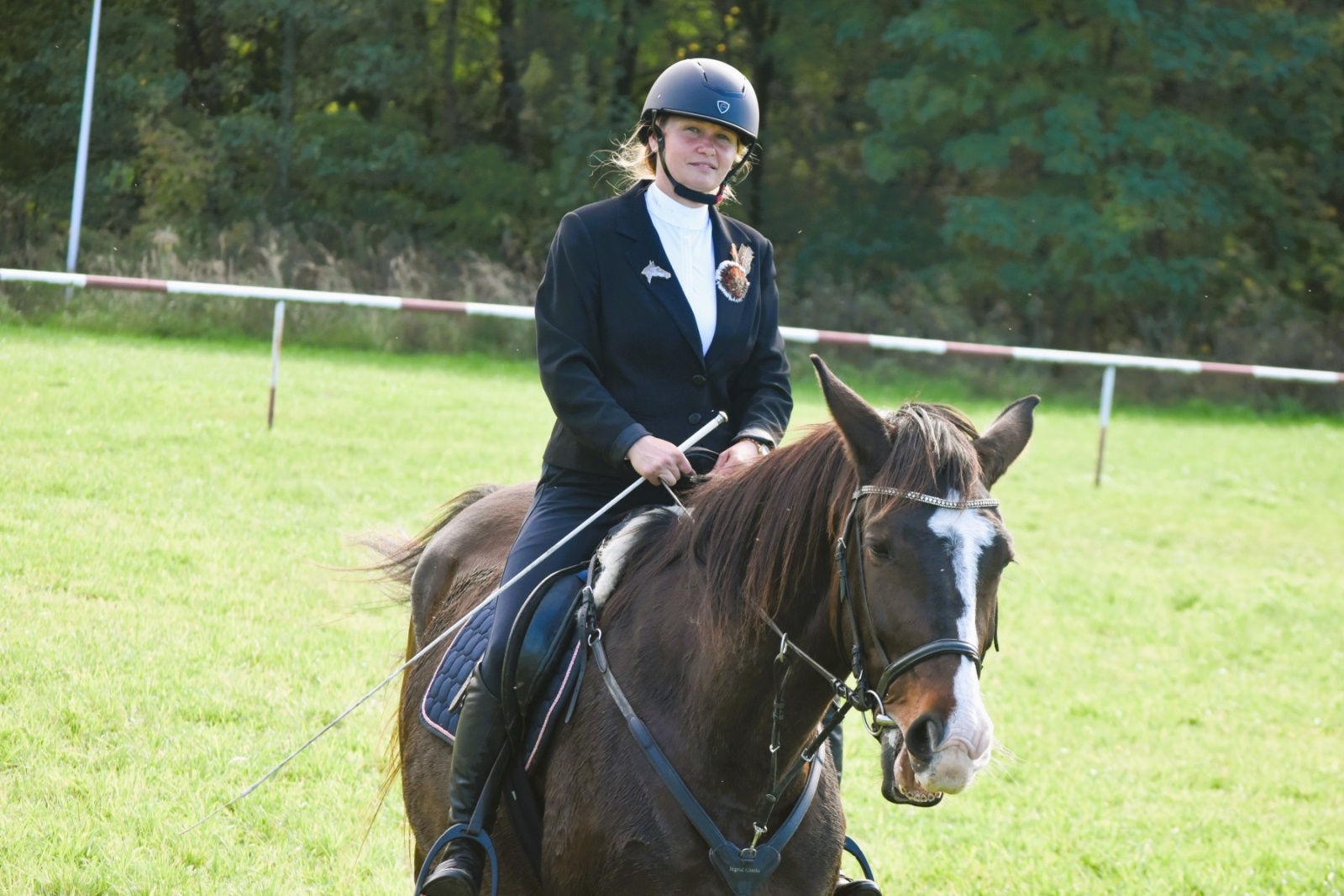 Zdjęcie w galerii na portalu naszwodzislaw.com: Pogonią za lisem zakończyli sezon jeździecki wiadomości z regionu