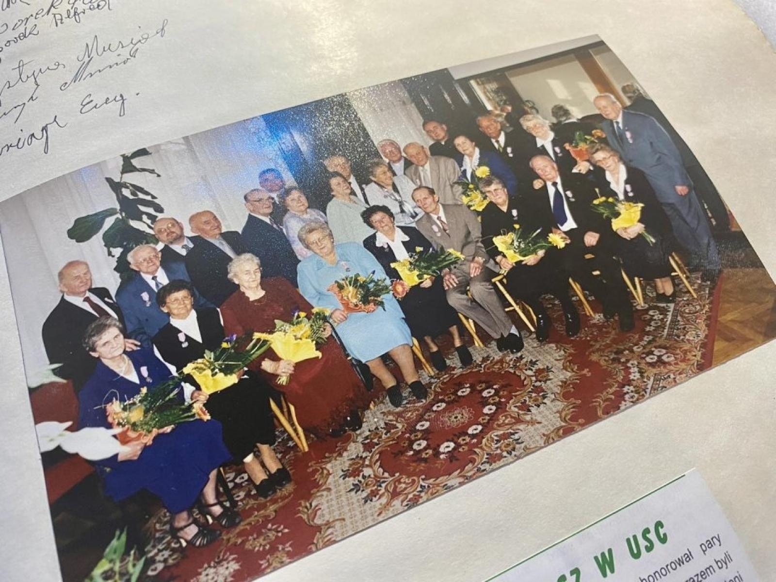 Zdjęcie w galerii na portalu naszwodzislaw.com: Ponad 50 lat wspólnej drogi. Małżeńskie jubileusze w Rydułtowach wiadomości z regionu