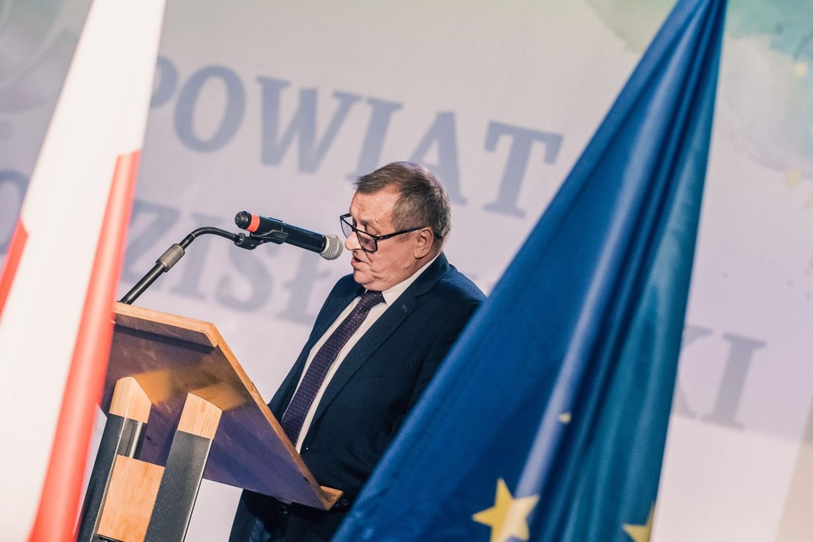 Zdjęcie w galerii na portalu naszwodzislaw.com: Powiat świętował 25-lecie istnienia [FOTO] wiadomości z regionu