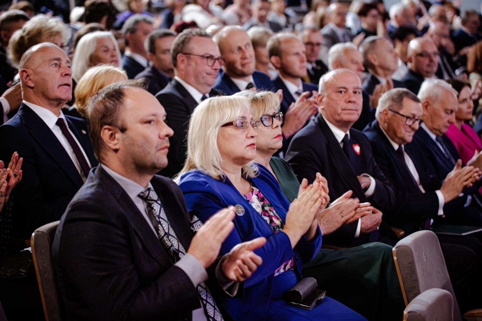 Zdjęcie w galerii na portalu naszwodzislaw.com: Powiat świętował 25-lecie istnienia [FOTO] wiadomości z regionu