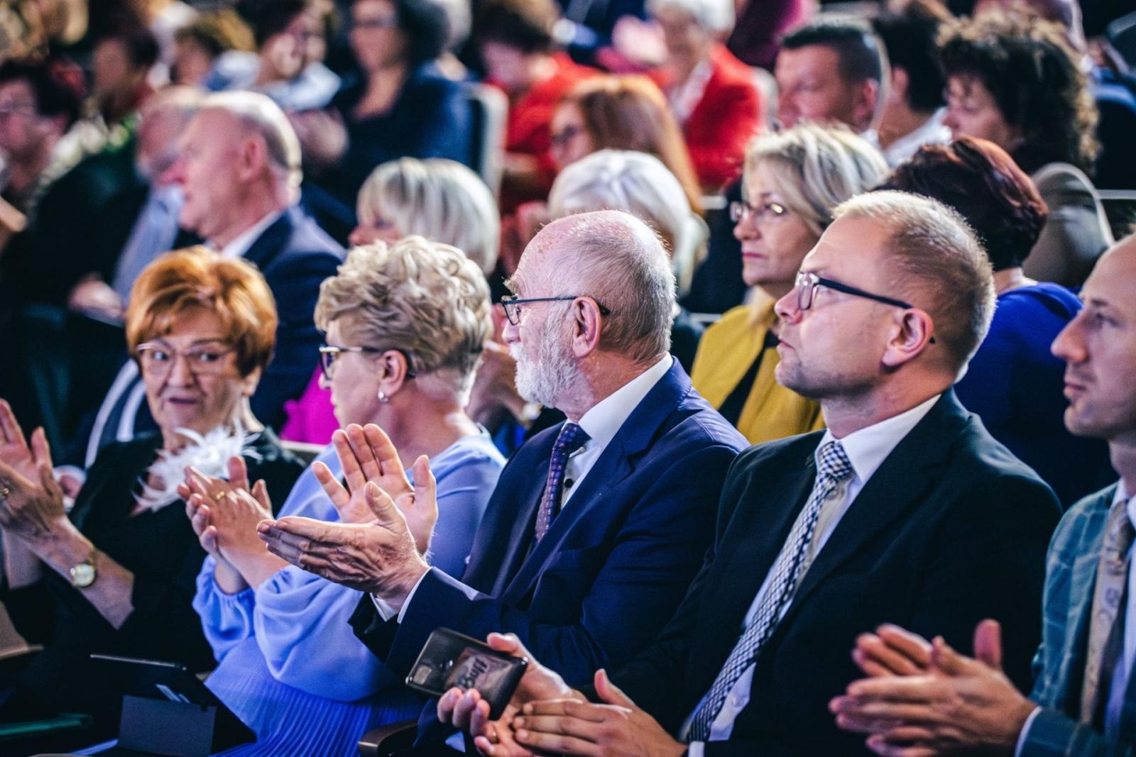 Zdjęcie w galerii na portalu naszwodzislaw.com: Powiat świętował 25-lecie istnienia [FOTO] wiadomości z regionu