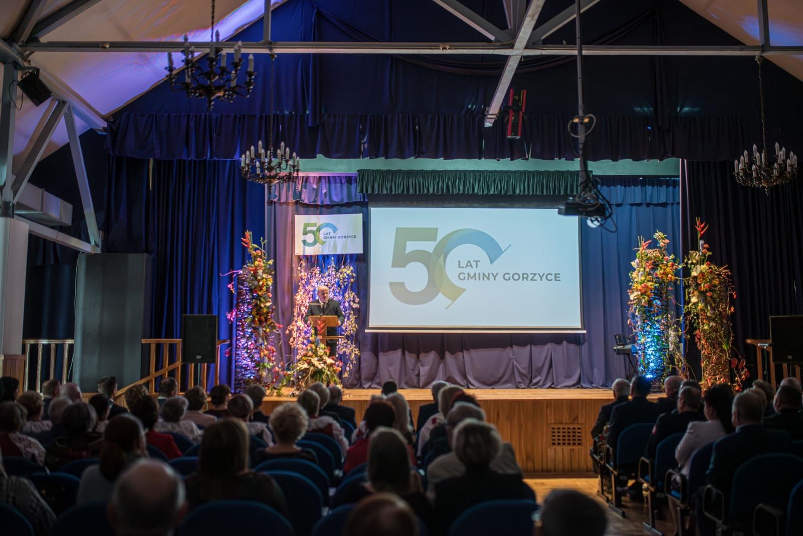 Zdjęcie w galerii na portalu naszwodzislaw.com: Jubileusz 50-lecia Gminy Gorzyce [FOTO] wiadomości z regionu