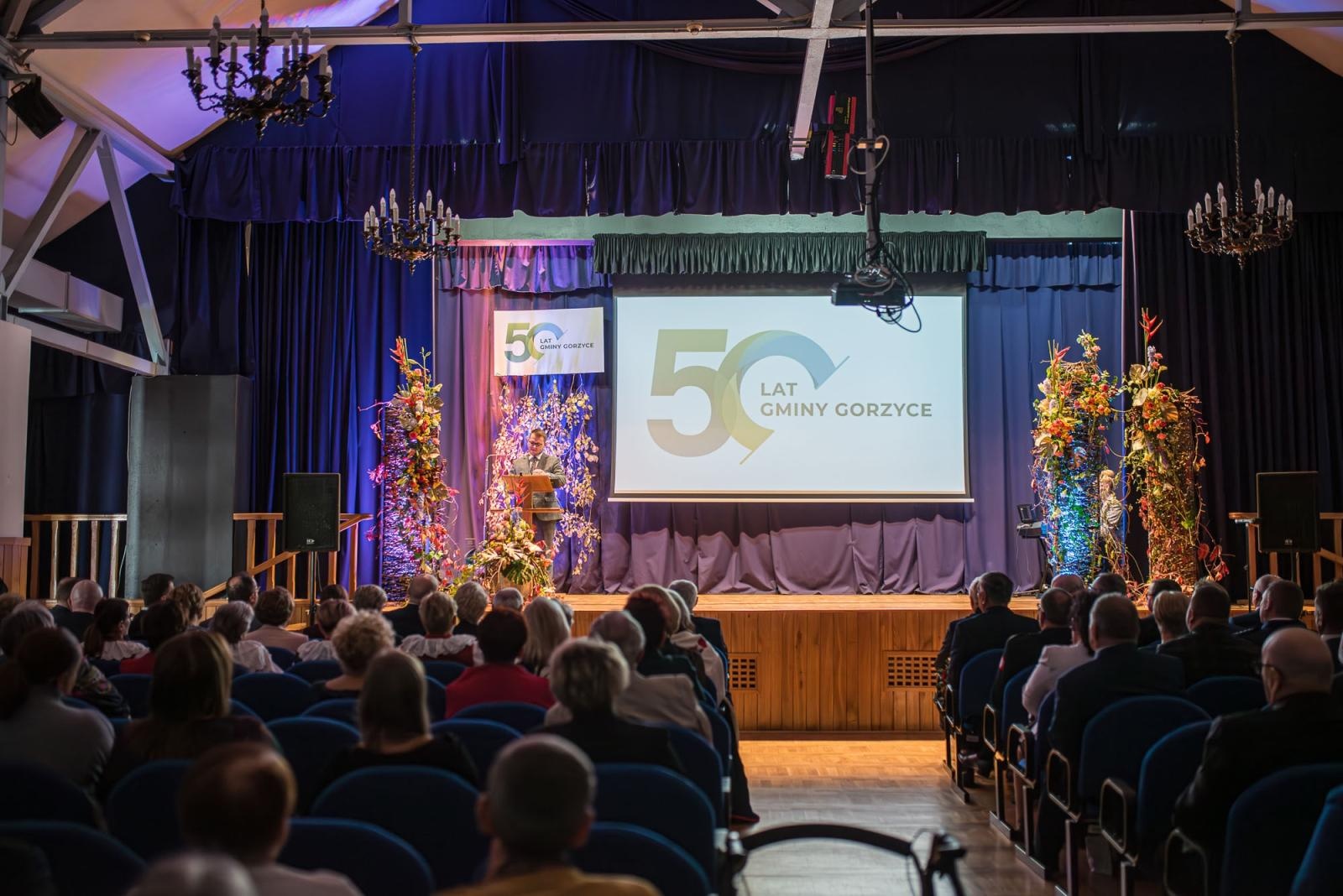 Zdjęcie w galerii na portalu naszwodzislaw.com: Jubileusz 50-lecia Gminy Gorzyce [FOTO] wiadomości z regionu