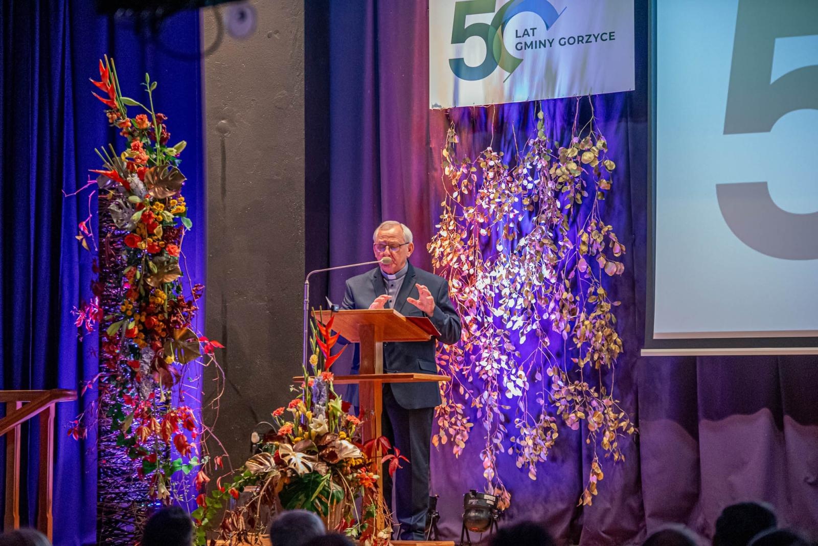 Zdjęcie w galerii na portalu naszwodzislaw.com: Jubileusz 50-lecia Gminy Gorzyce [FOTO] wiadomości z regionu