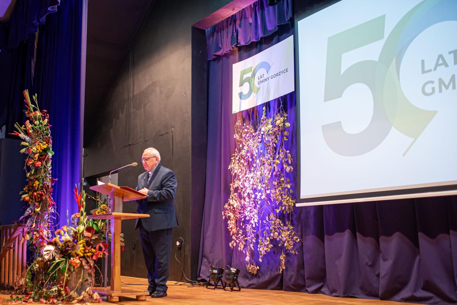 Zdjęcie w galerii na portalu naszwodzislaw.com: Jubileusz 50-lecia Gminy Gorzyce [FOTO] wiadomości z regionu