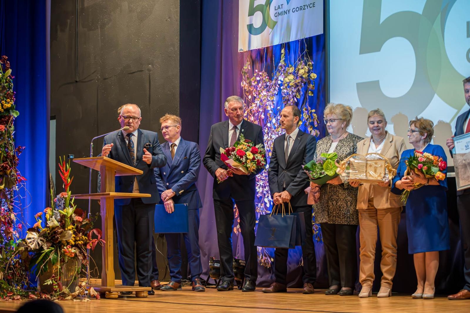 Zdjęcie w galerii na portalu naszwodzislaw.com: Jubileusz 50-lecia Gminy Gorzyce [FOTO] wiadomości z regionu