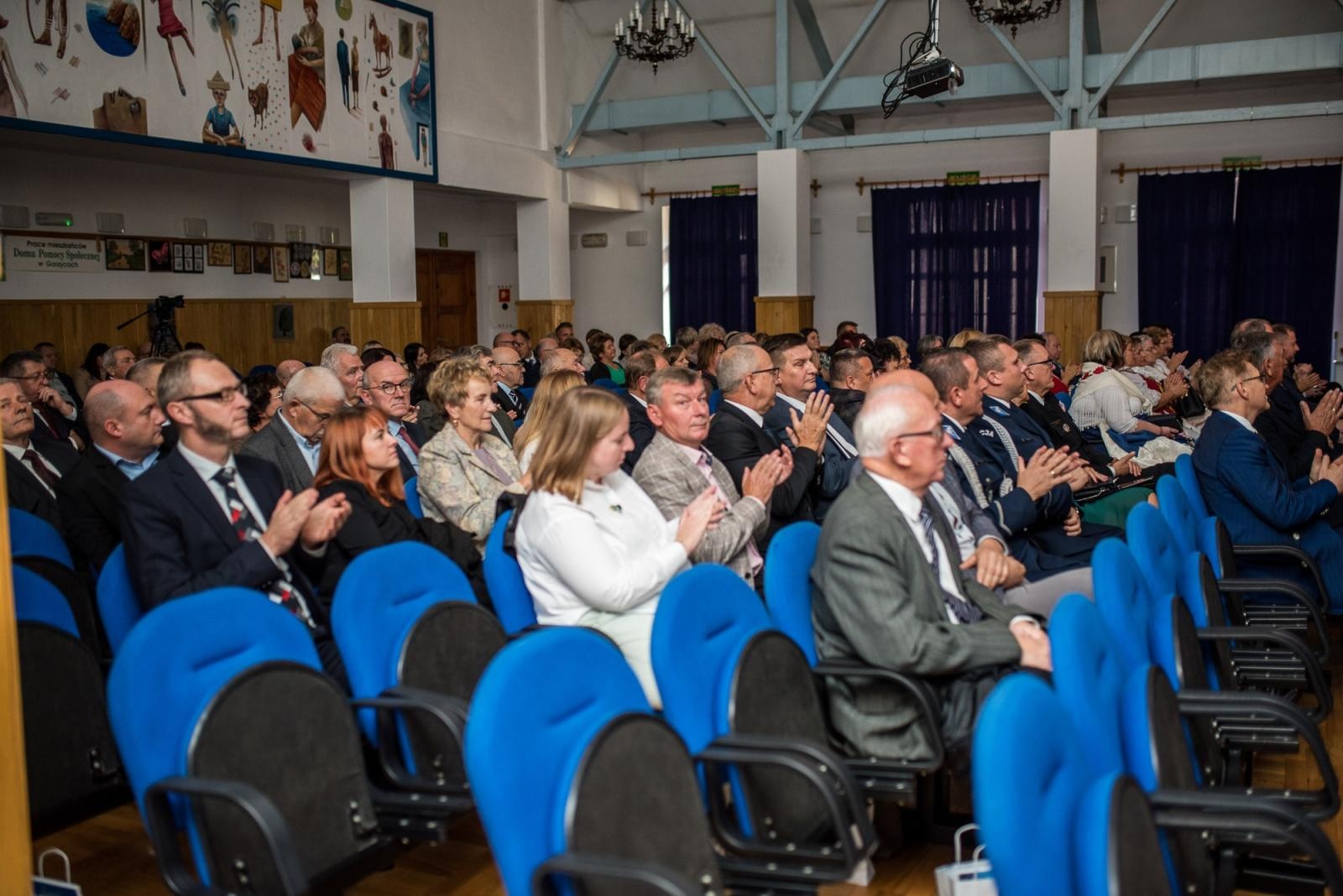 Zdjęcie w galerii na portalu naszwodzislaw.com: Jubileusz 50-lecia Gminy Gorzyce [FOTO] wiadomości z regionu