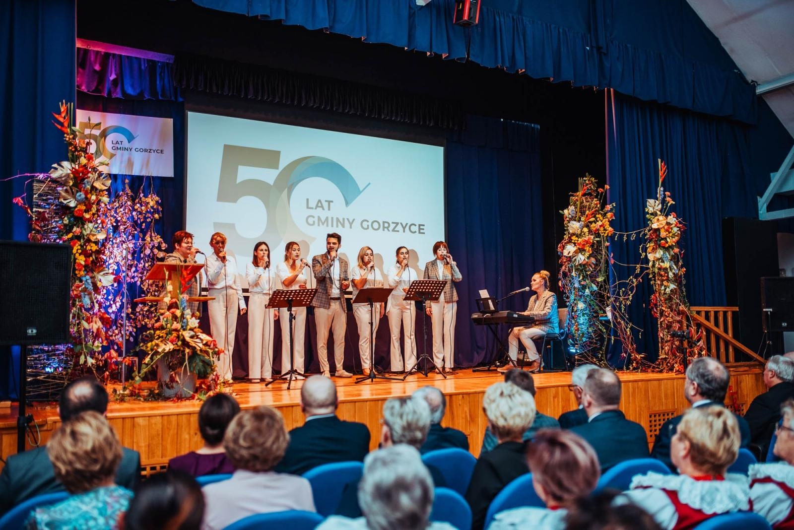 Zdjęcie w galerii na portalu naszwodzislaw.com: Jubileusz 50-lecia Gminy Gorzyce [FOTO] wiadomości z regionu