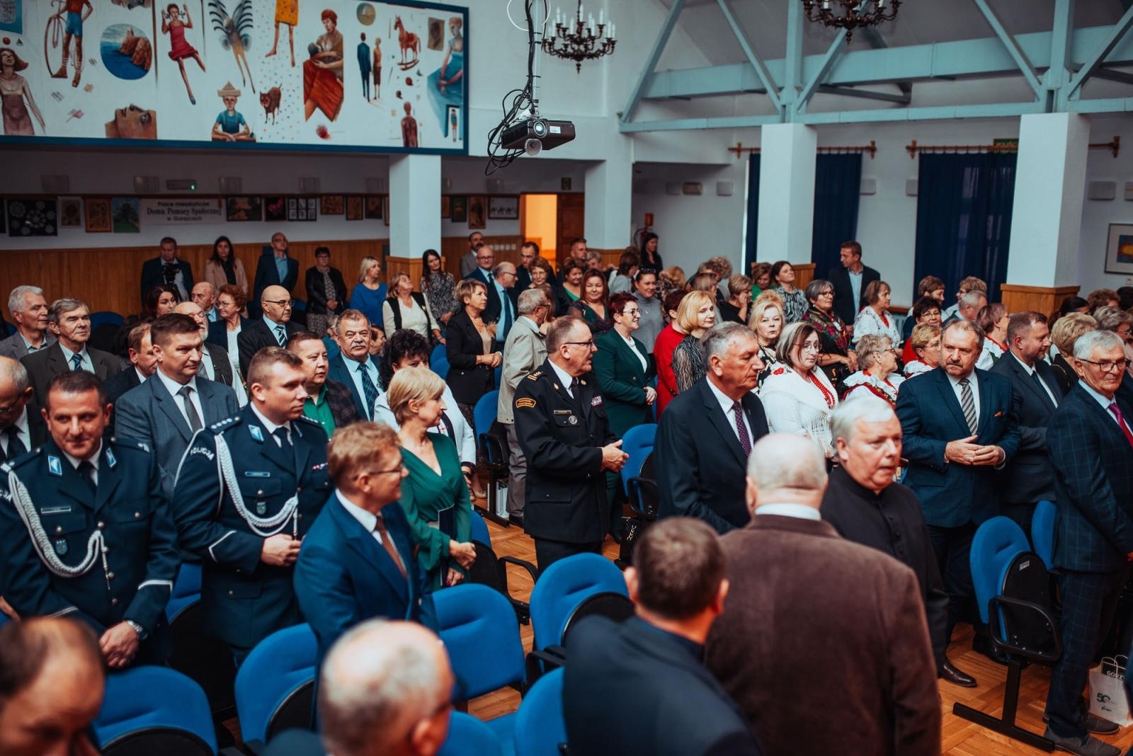 Zdjęcie w galerii na portalu naszwodzislaw.com: Jubileusz 50-lecia Gminy Gorzyce [FOTO] wiadomości z regionu