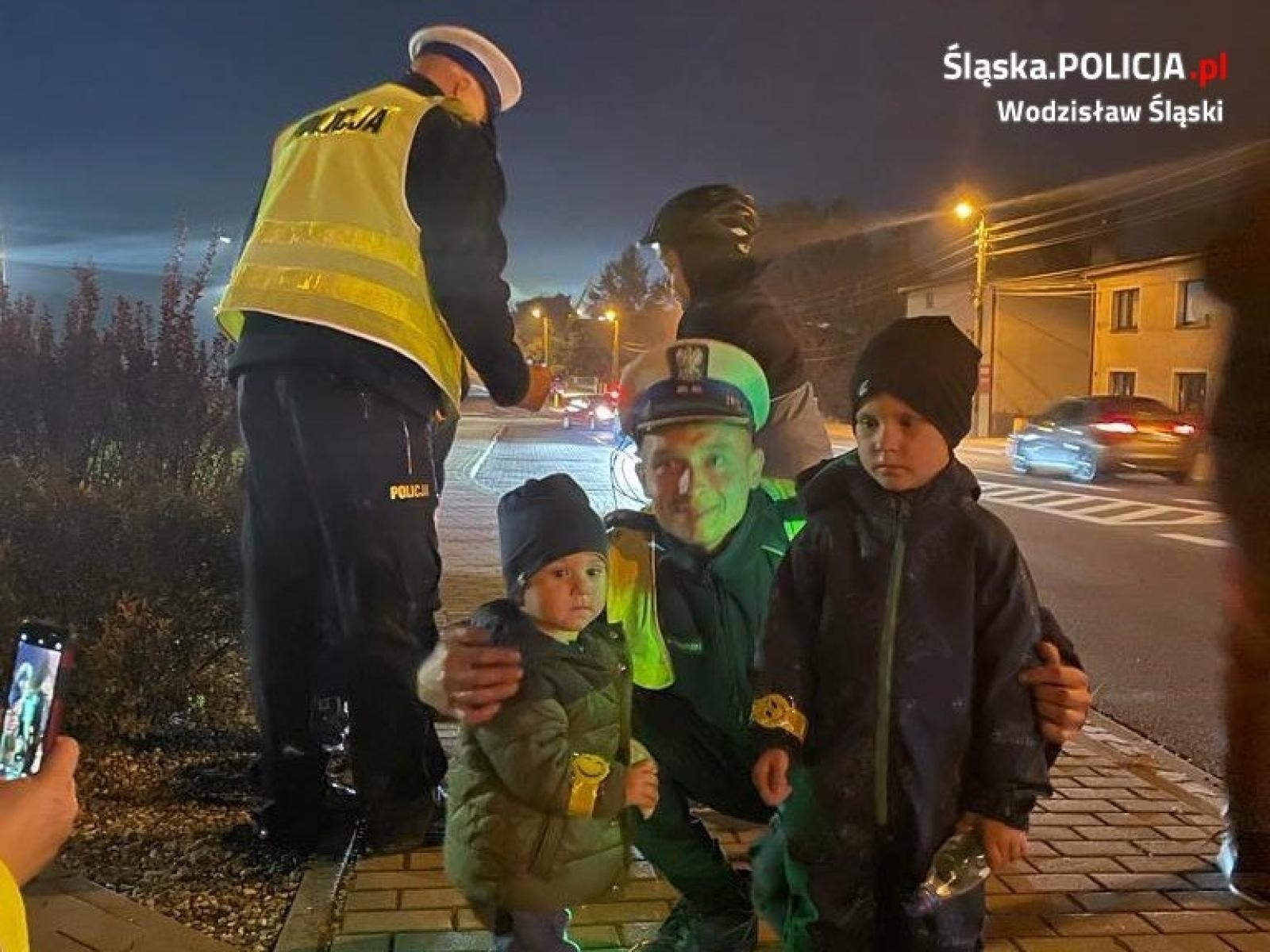 Zdjęcie w galerii na portalu naszwodzislaw.com: Jak dobrze Cię widzieć. Udana akcja profilaktyczna w Rydułtowach wiadomości z regionu