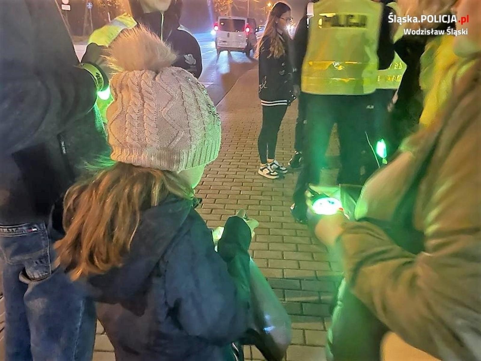 Zdjęcie w galerii na portalu naszwodzislaw.com: Jak dobrze Cię widzieć. Udana akcja profilaktyczna w Rydułtowach wiadomości z regionu