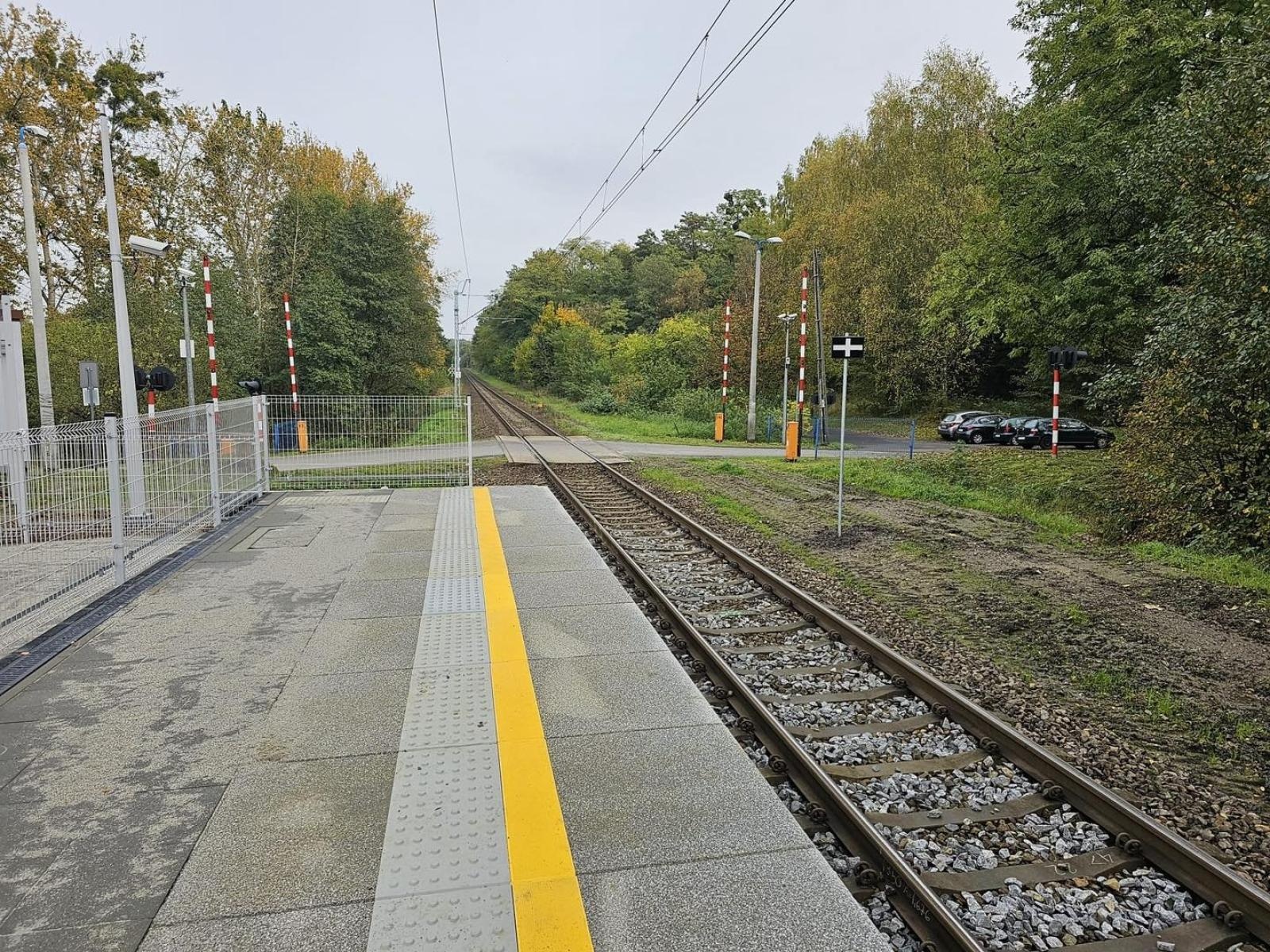 Zdjęcie w galerii na portalu naszwodzislaw.com: Przystanek Wodzisław Śląski Centrum na ukończeniu wiadomości z regionu