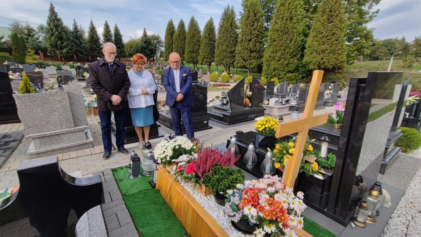 Zdjęcie w galerii na portalu naszwodzislaw.com: Śpieszmy się kochać ludzi… wiadomości z regionu